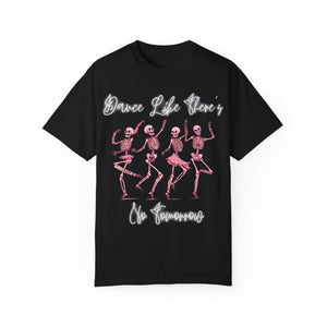 Dancing Skelton Comfort Color Tee| Halloween Shirt| Retro Halloween T-Shirt| Fall Shirt| Spooky Season Tee| Halloween Women Fall Party Shirt